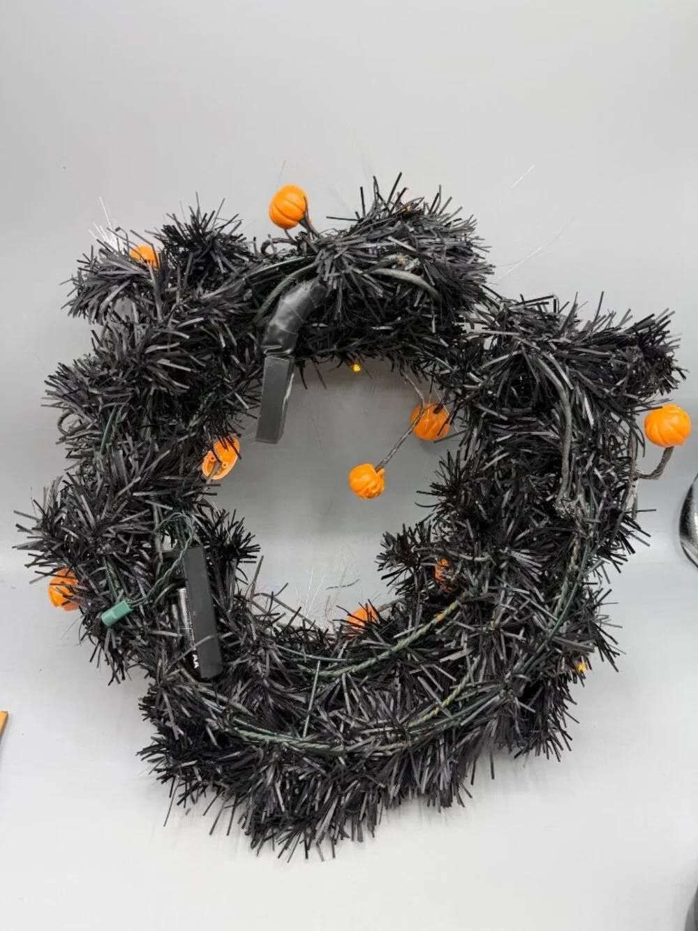 Halloween LED Fiber Optic Black Wreath With Orange Pumpkin Decorations 16 Inches